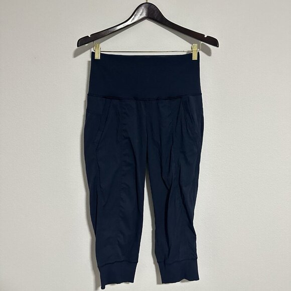 Lululemon In Flux Cropped High‎ Waist Jogger Pant Navy Blue Womens Size 4 - Picture 1 of 6